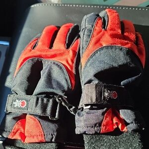 Tundra Boots Kids Snowstoppers Winter Gloves Black/Red In Medium